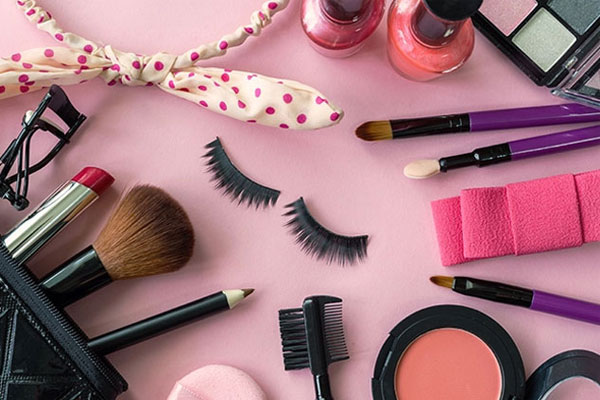خرید عمده لوازم آرایشی